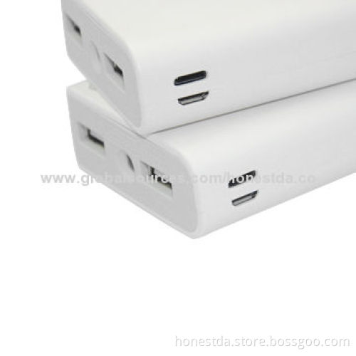 Phone Charging Power Banks for Digital Devices with Plastic Case